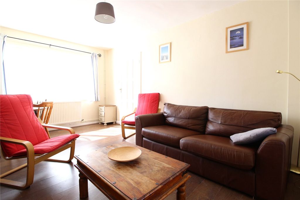 Property photo 2 of 14 Picture No. 28
