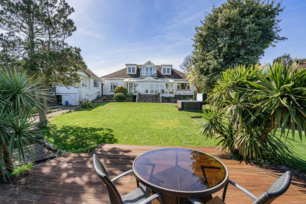 Property photo 1 of 35 14_77752