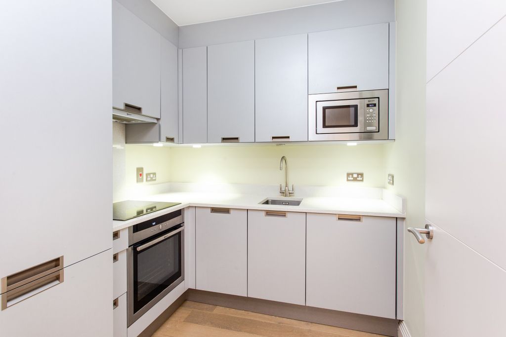 Property photo 2 of 7 2. Kitchen