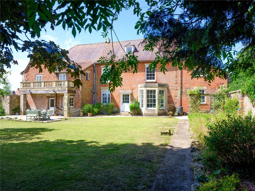 Property photo 1 of 28 Picture No. 54