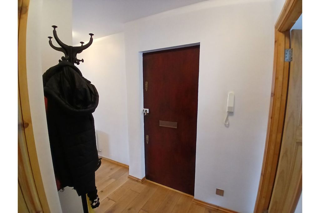 Property photo 2 of 44