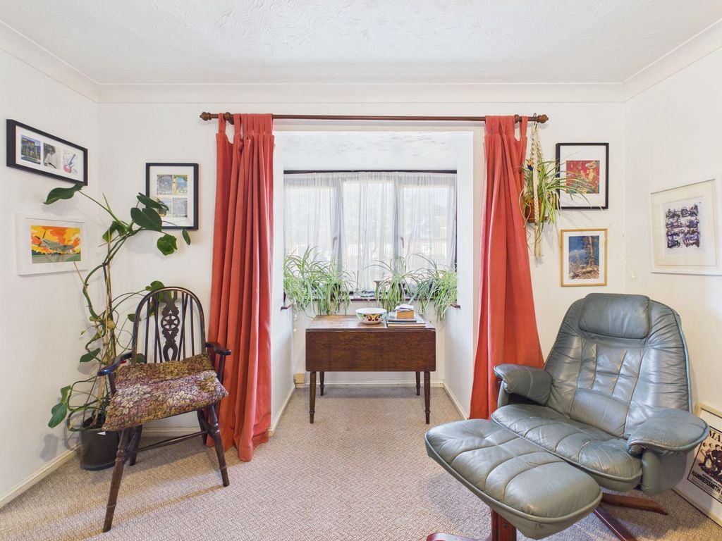 Property photo 2 of 14