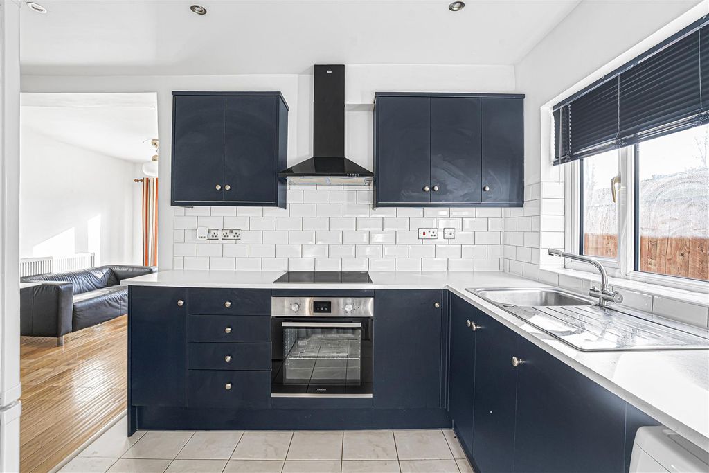 Property photo 2 of 20 18_48216.Jpg