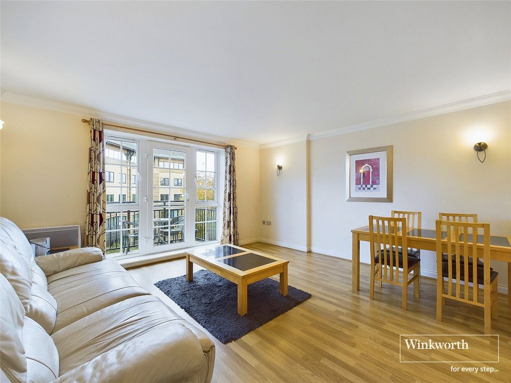 Property photo 3 of 11 Picture No. 20