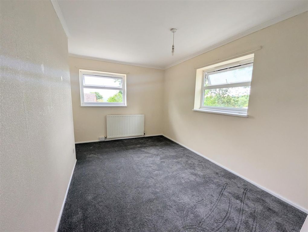 Property photo 2 of 10 1000296566.Jpg