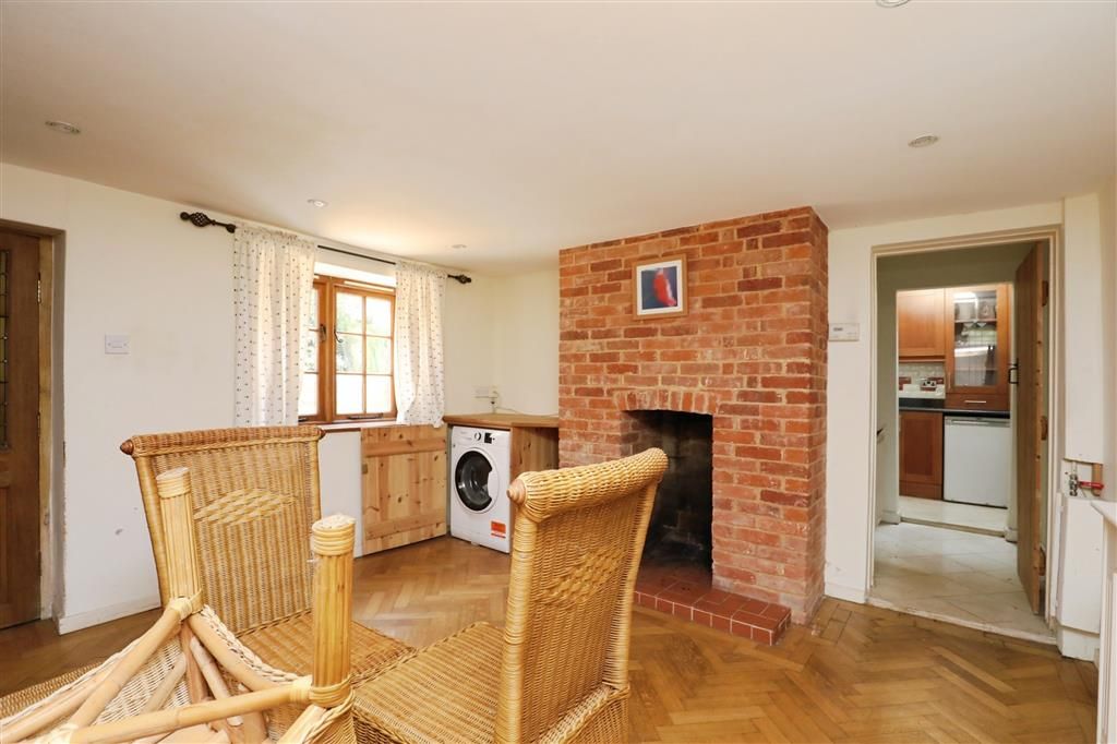 Property photo 3 of 18