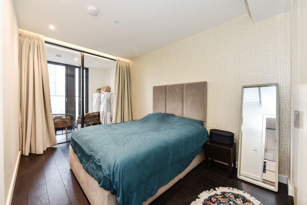 Property photo 2 of 16 1209 Damac Tower (2).Jpg