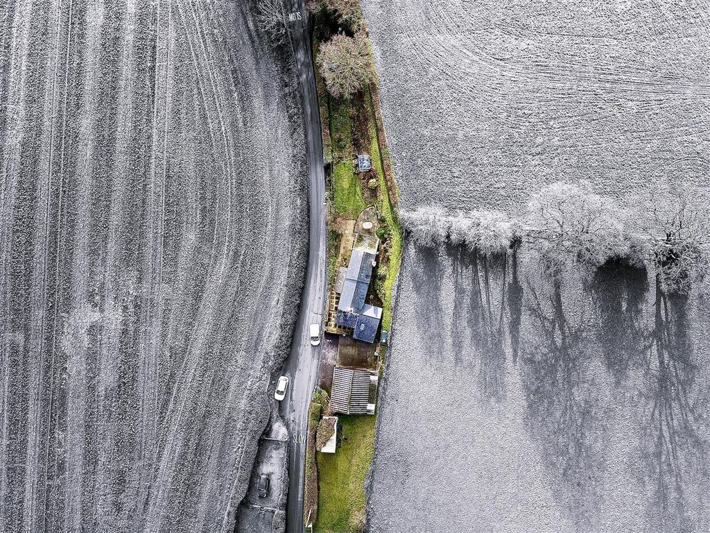 Property photo 2 of 26