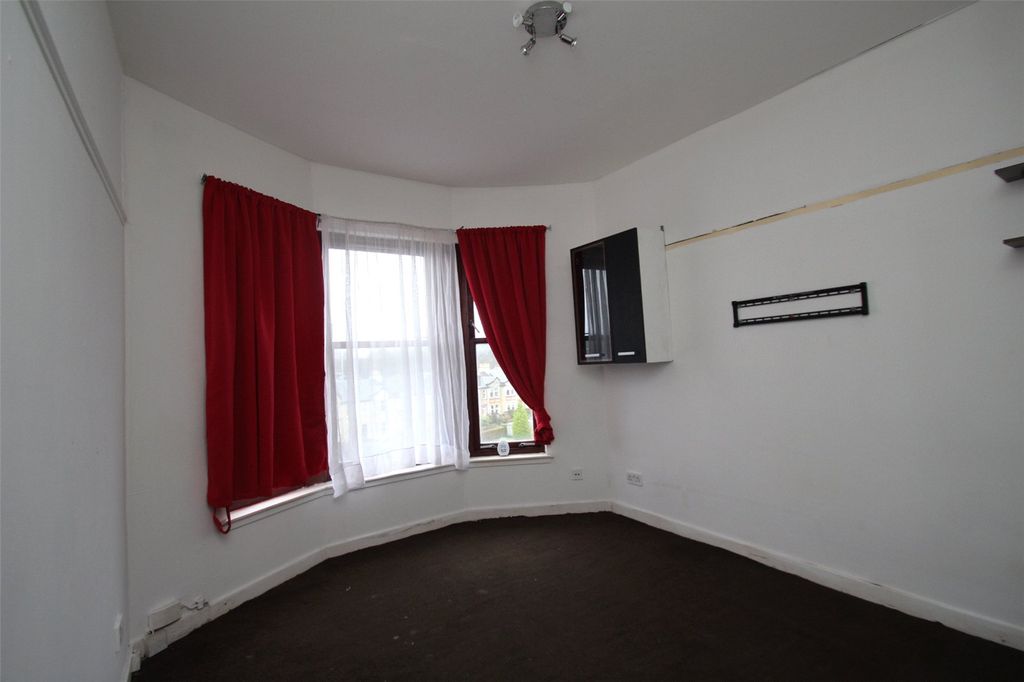 Property photo 2 of 4 Bedroom 1