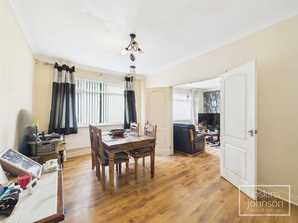 Property photo 3 of 25 Dining Room