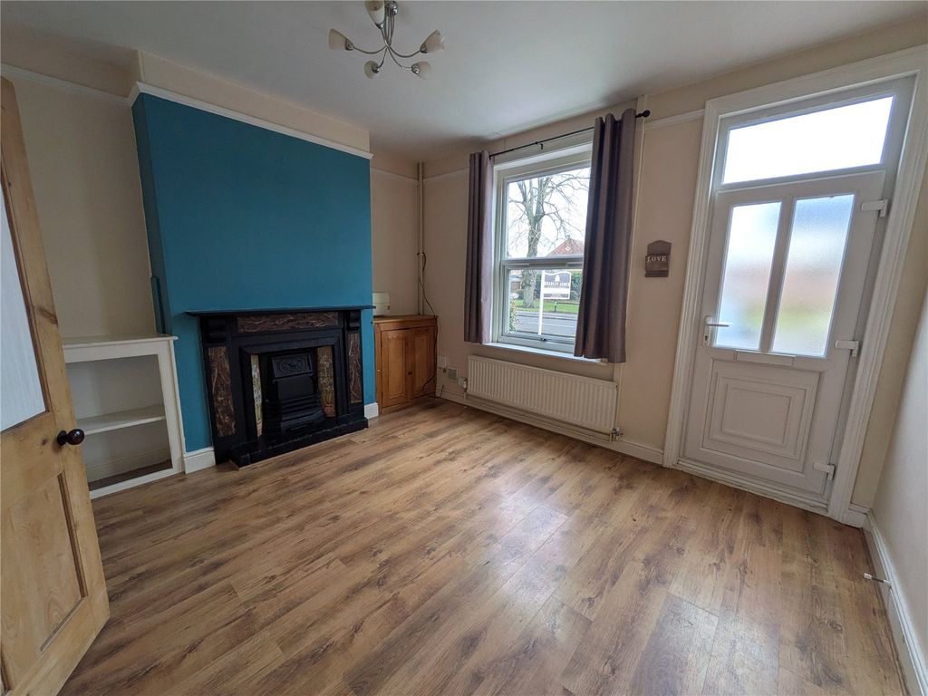 Property photo 3 of 11 Picture No. 18