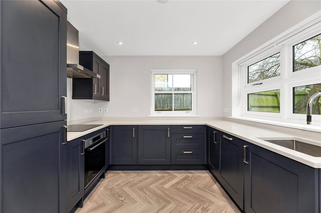 Property photo 3 of 14 Picture No. 14