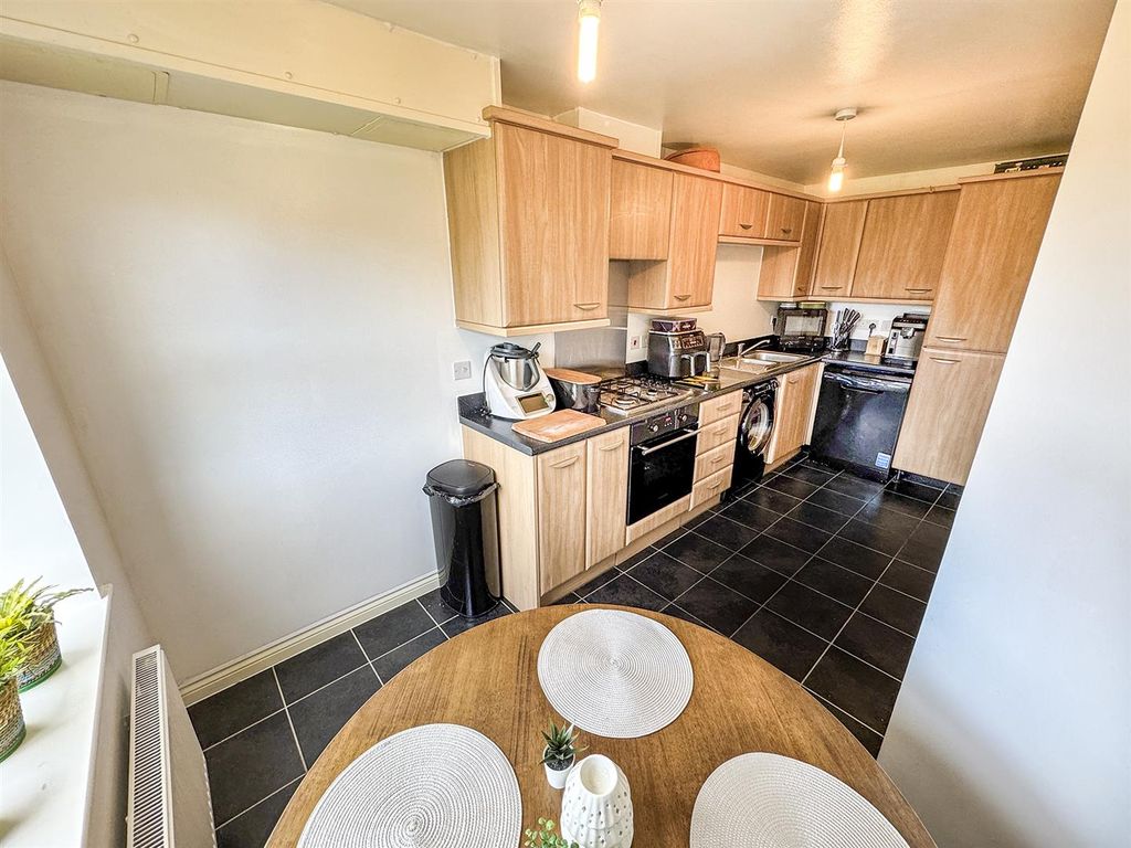 Property photo 2 of 31 Img_2701.Jpg