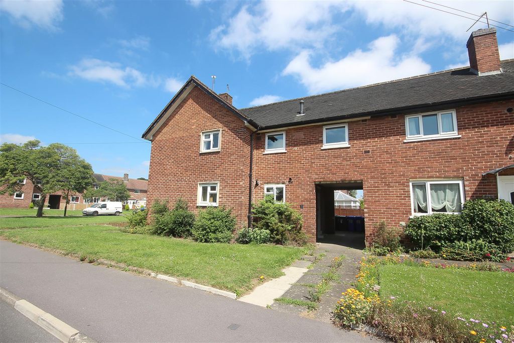 Property photo 1 of 11