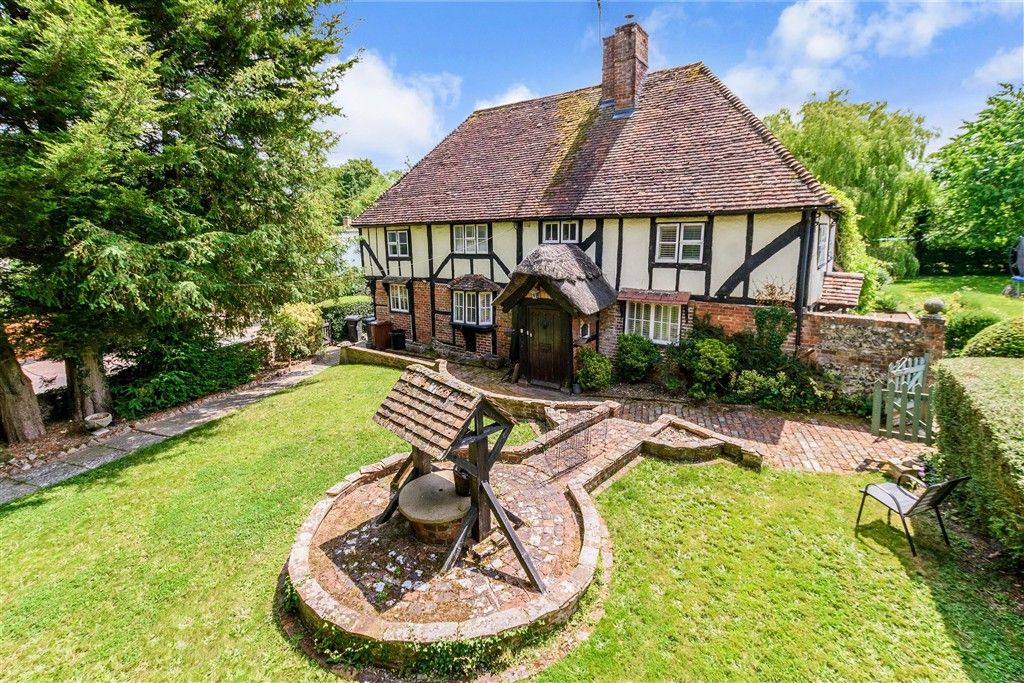 Property photo 2 of 15 Front (Web)