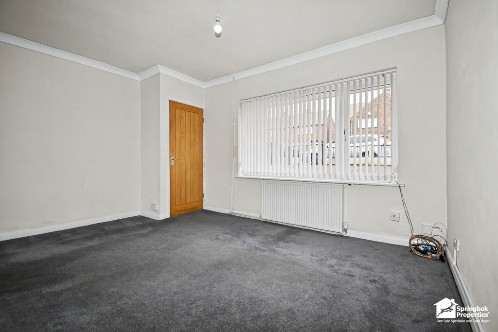 Property photo 2 of 13 Image 1