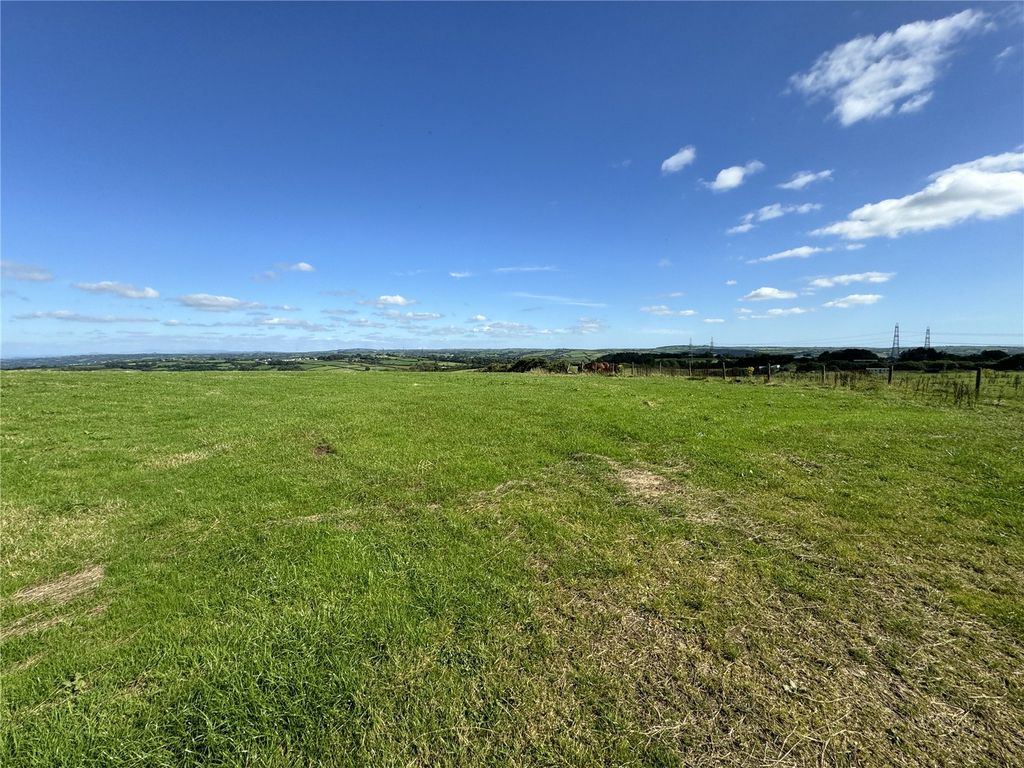 Property photo 3 of 6 Picture No. 04