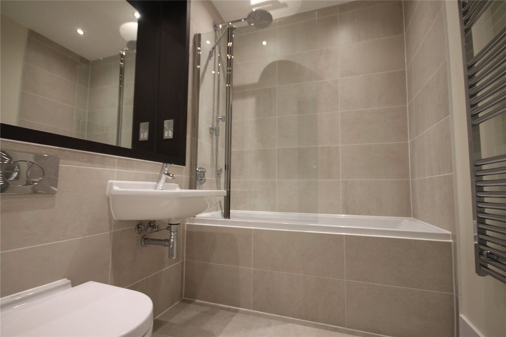 Property photo 3 of 5 Picture No. 06