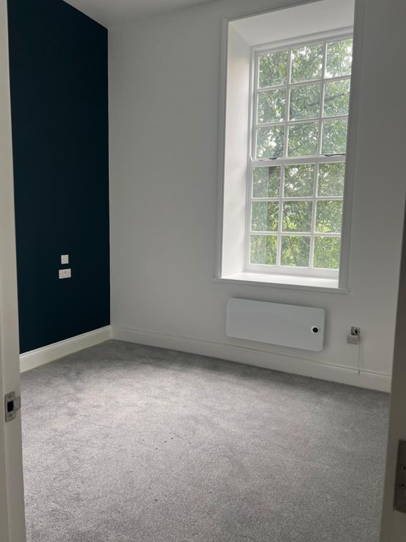 Property photo 2 of 3