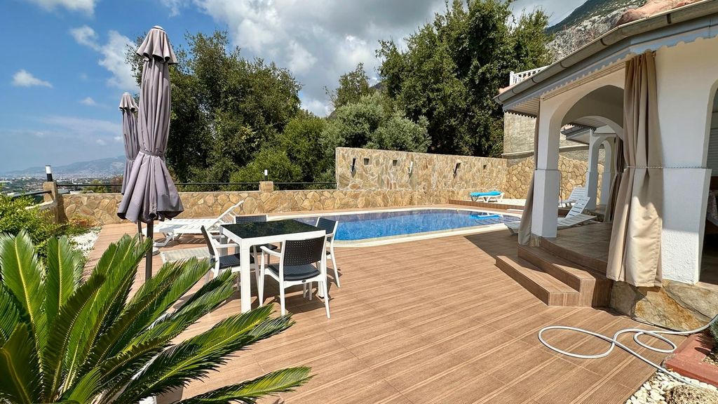 Property photo 3 of 20 Sea View 4-Bedroom Villa For Sale In Mahmutlar, Alanya Â€“ Huge Sunbathing Terrace