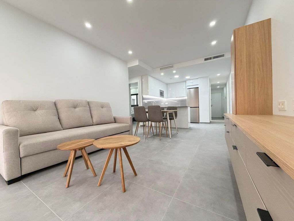 Property photo 1 of 50