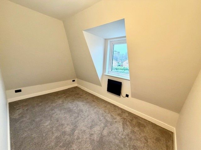 Property photo 3 of 4 Balcony