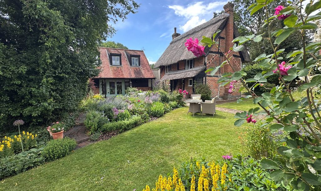 Property photo 2 of 50