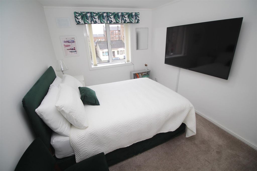 Additional image 9 of 3 bed flat for saleMargaret Street, Greenock PA16