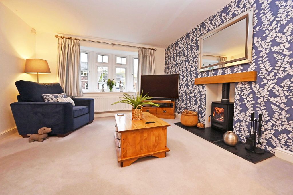 Property photo 3 of 54