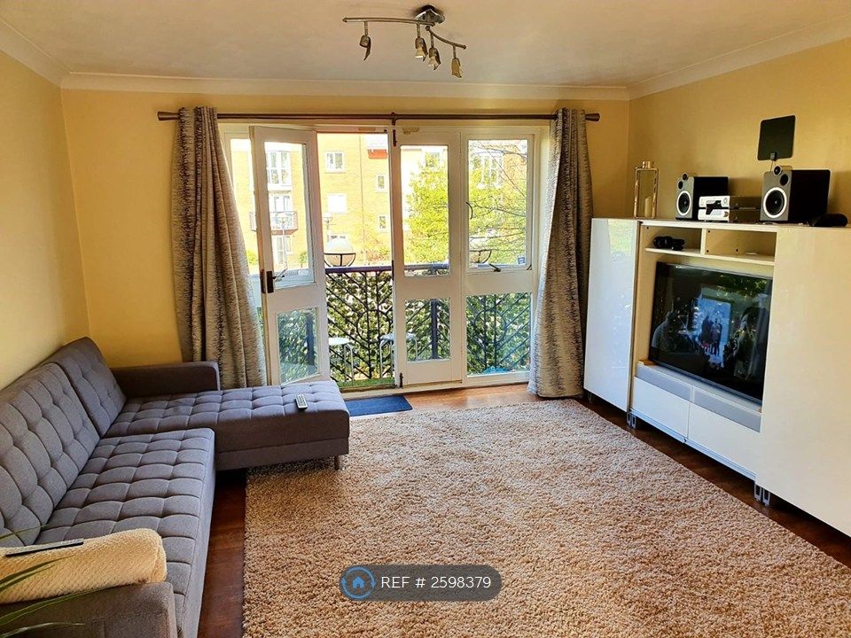 Property photo 1 of 11 Lounge 1