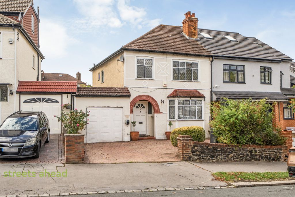 Property photo 1 of 19 353d237E-9Ad6-4Be...