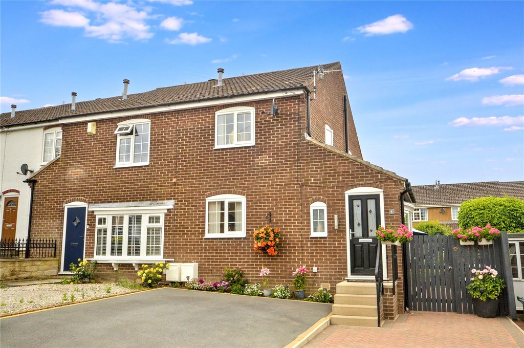 Property photo 1 of 15 Picture No. 12
