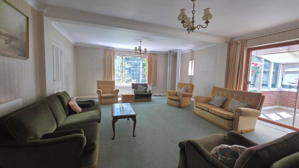 Property photo 3 of 41 Picture No. 08