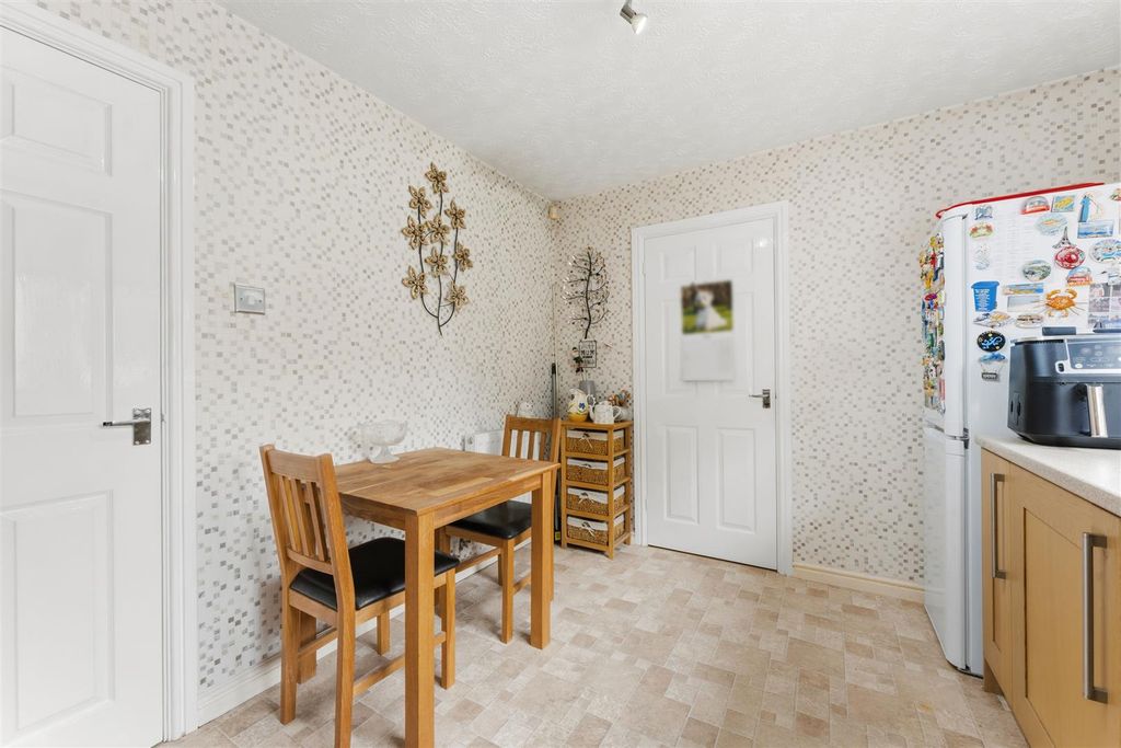 Additional image 8 of 4 bed detached house for saleEttrick Close, Kettering NN16