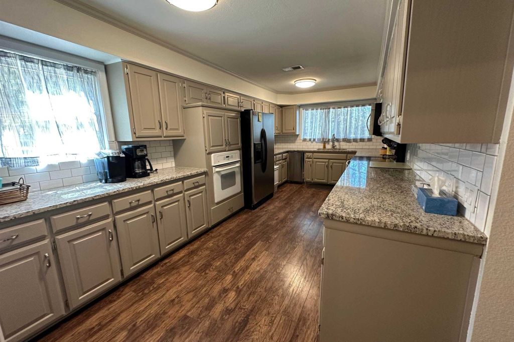 Property photo 3 of 29 <Alttext/>