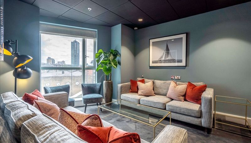 Property photo 2 of 9