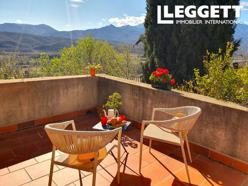 Property photo 2 of 10