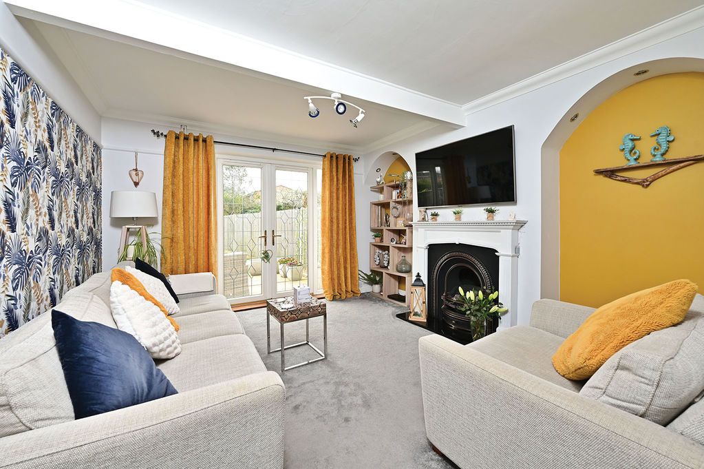 Property photo 3 of 14 Photo 9