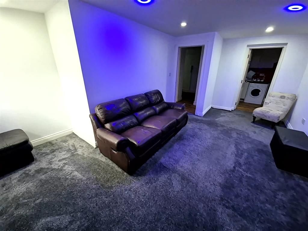 Property photo 3 of 5 Living Room