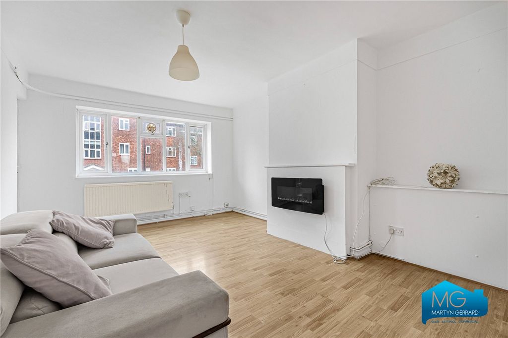 Property photo 2 of 20 Picture No. 22