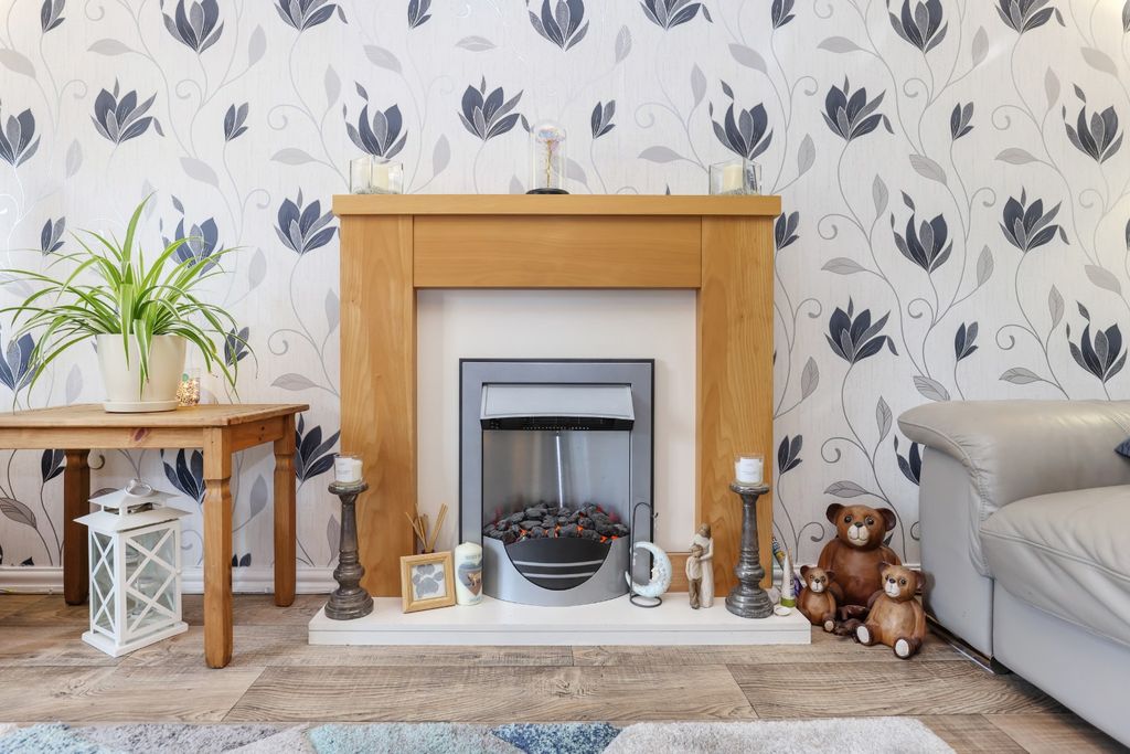 Property photo 3 of 15