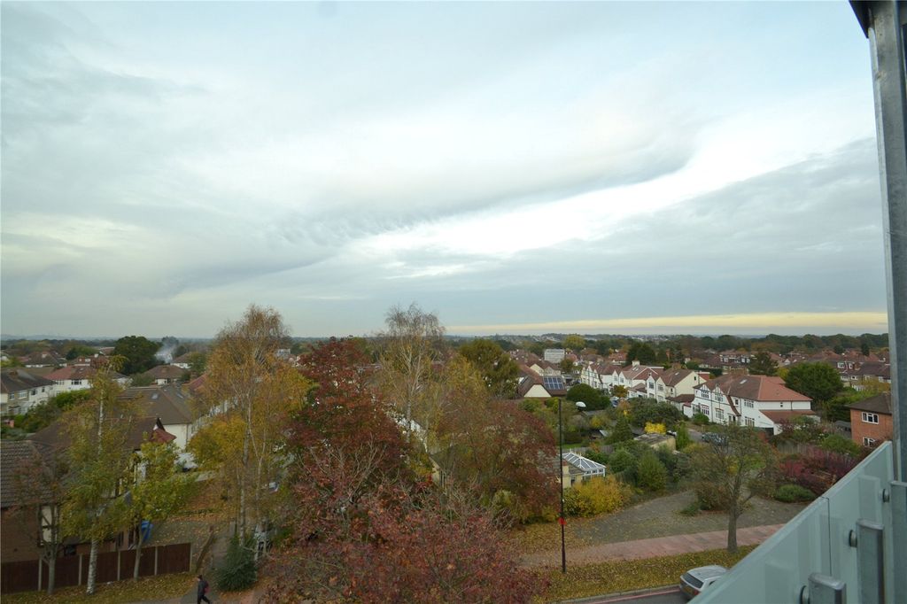 Property photo 3 of 12 Picture No. 04