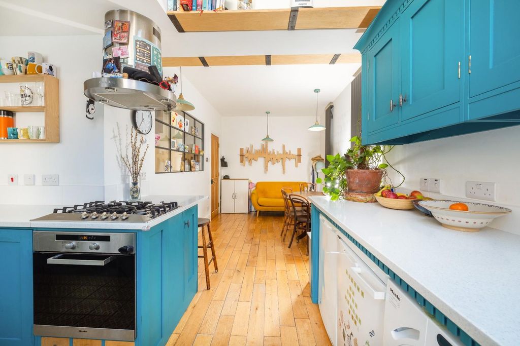 Property photo 1 of 34 Char0032.Jpg