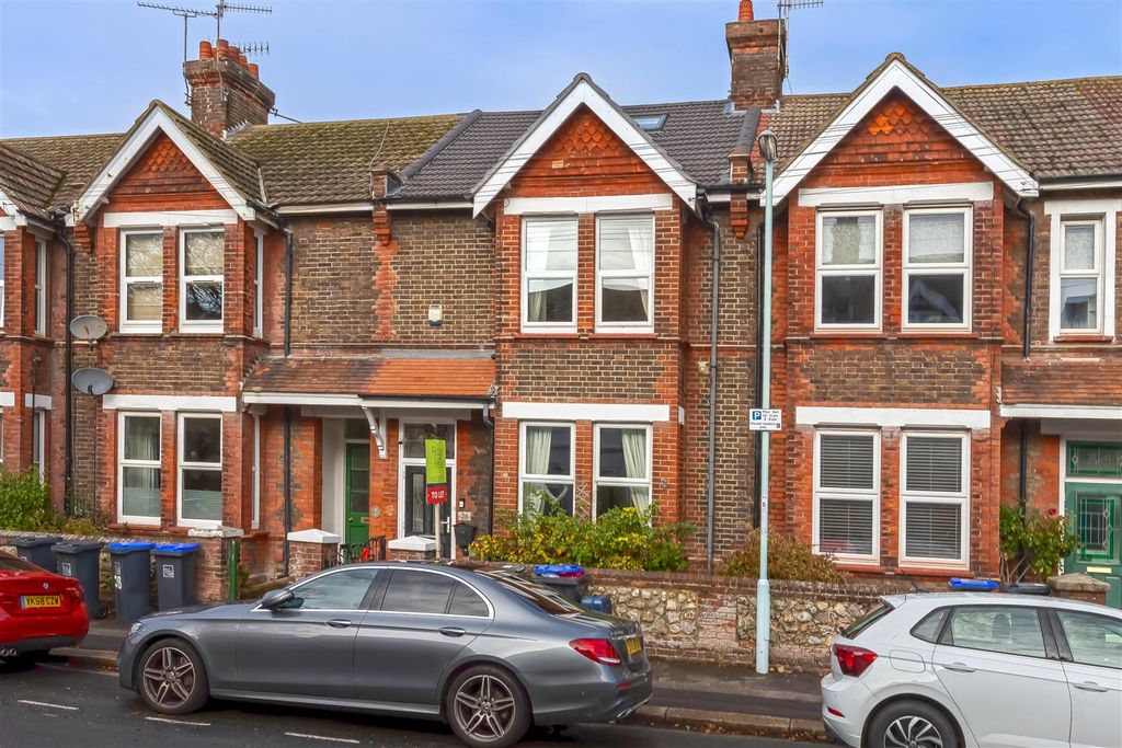 Property photo 2 of 19 Bridge Road_17.Jpg