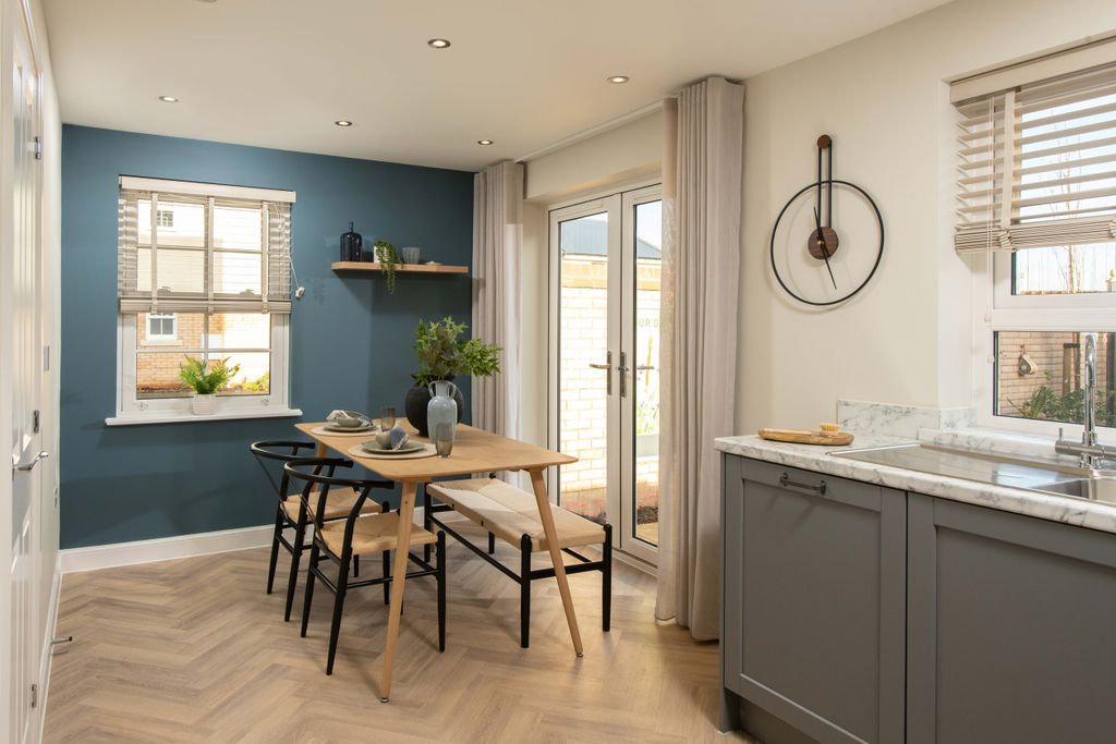 Property photo 3 of 10 St Peters Chase Martham Kitchen Diner