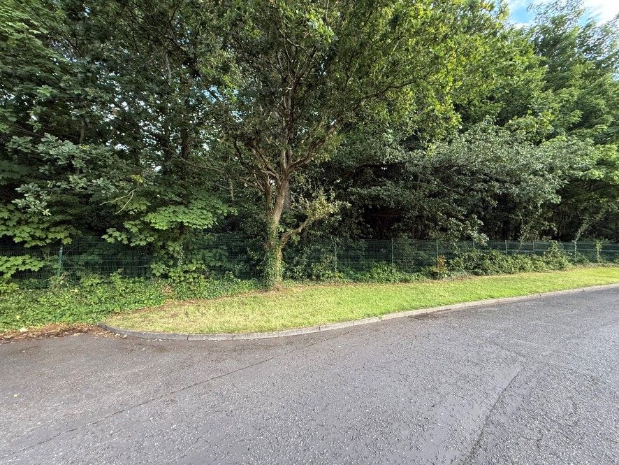 Property photo 2 of 12 Photo 1