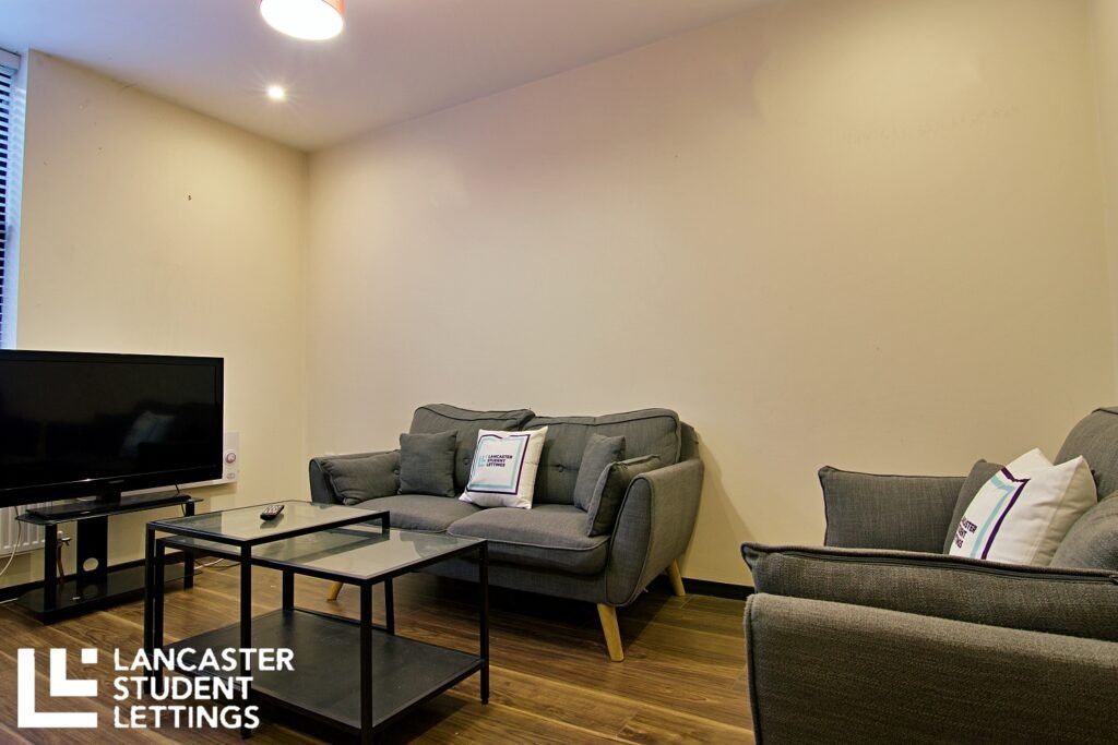 Property photo 1 of 11 Property Photo