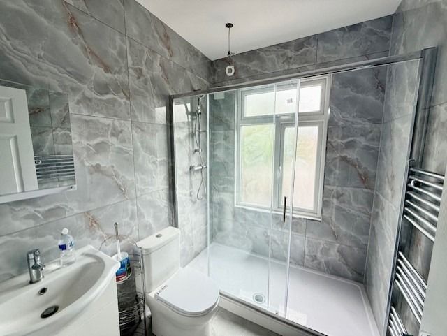 Property photo 1 of 13 4483960