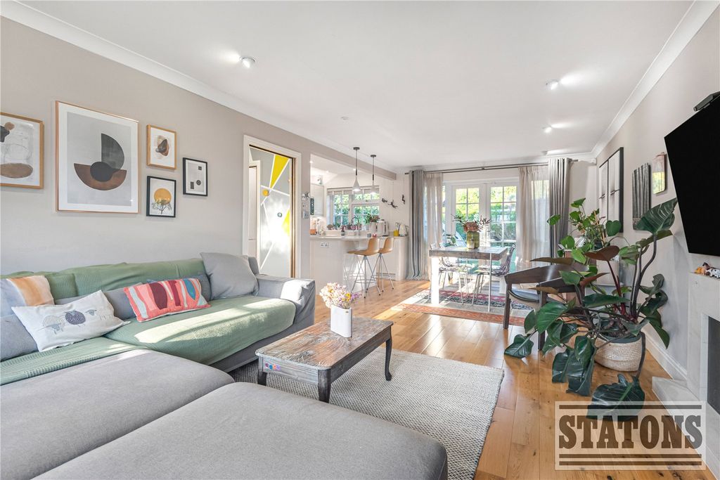 Property photo 3 of 20 Picture No. 26