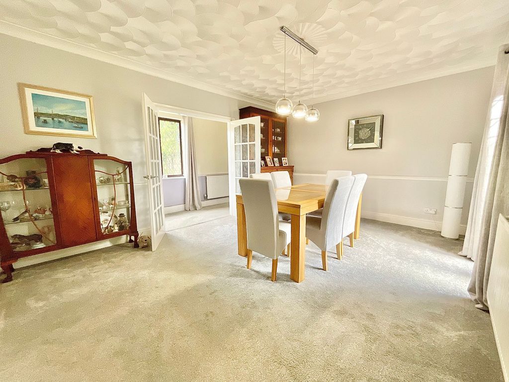 Property photo 2 of 26